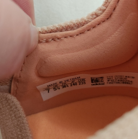 Adidas Sneaker NWT womens size 7 Ultraboost 21 prime blue Ambient Blush - Picture 8 of 8